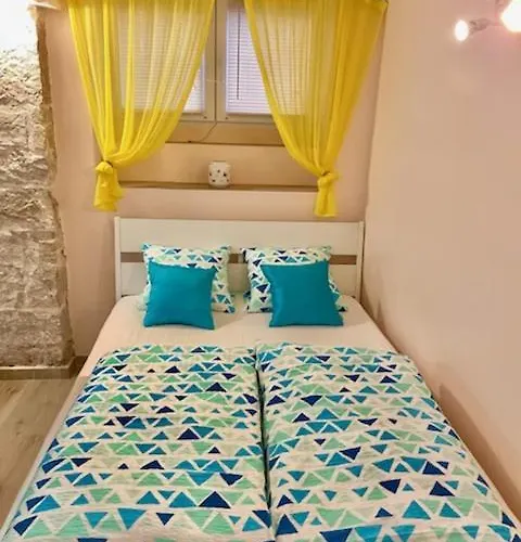 Turquoise Lejlighed *
